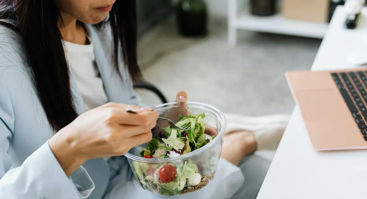 Дієтологи назвали овочі, які допоможуть очистити печінку від жиру і токсинів - today.ua