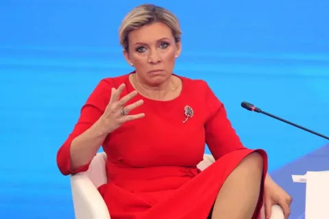 У РФ висміяли обвал вежі у Римі: італійський політик розніс Захарову після цинічного коментаря