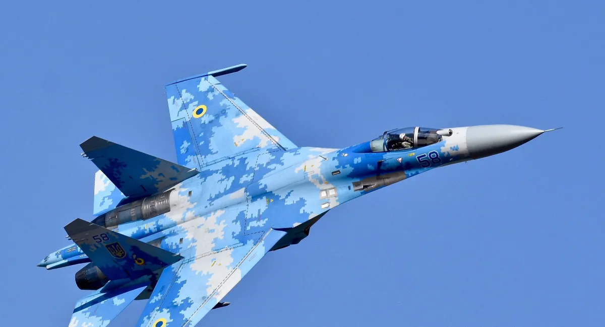 Ракета с украинского истребителя случайно упала на дом в селе на Волыни - today.ua