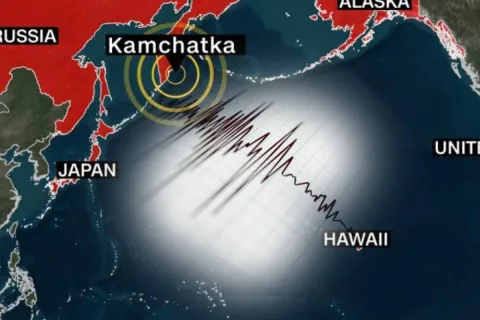После мощного землетрясения около Камчатки объявлена угроза цунами