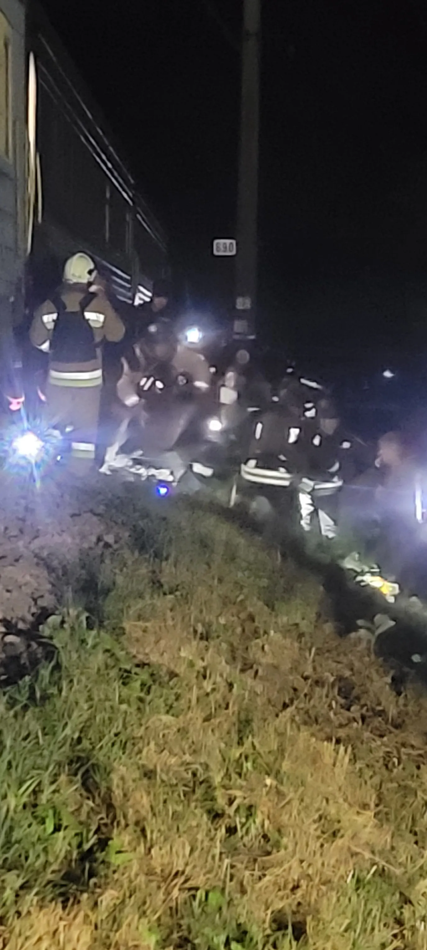 В Киевской области прозвучали взрывы: власти сообщают о чрезвычайной ситуации (фото) - today.ua