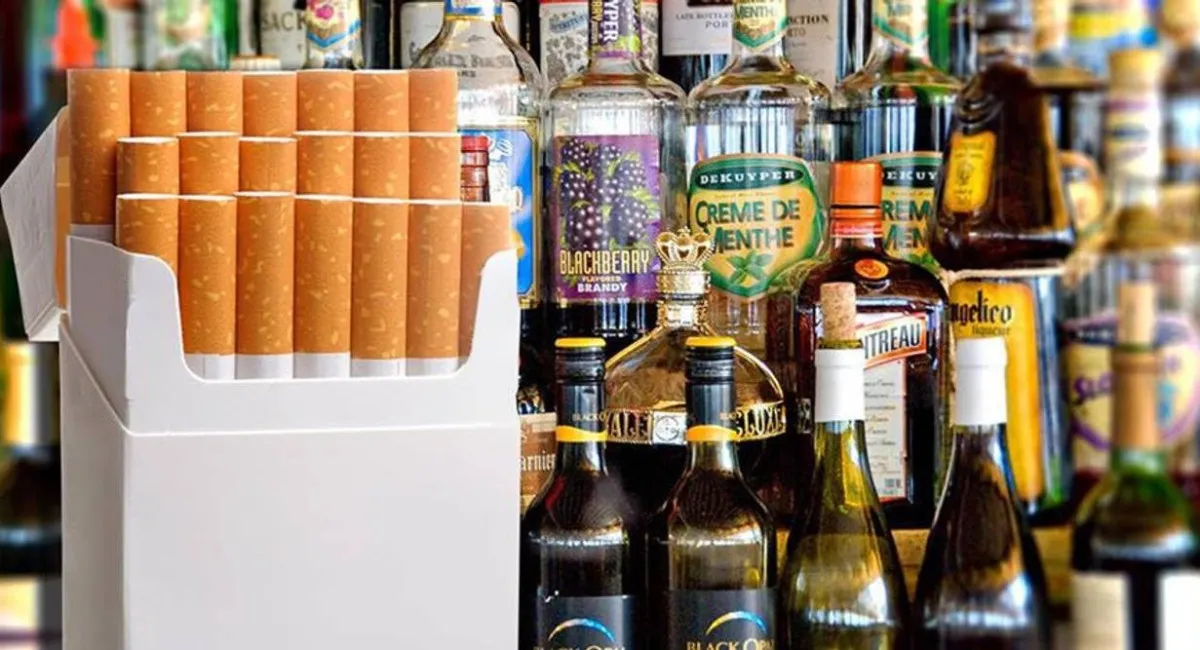 В Украине меняют правила торговли табаком и алкоголем: что это будет означать для покупателей - today.ua
