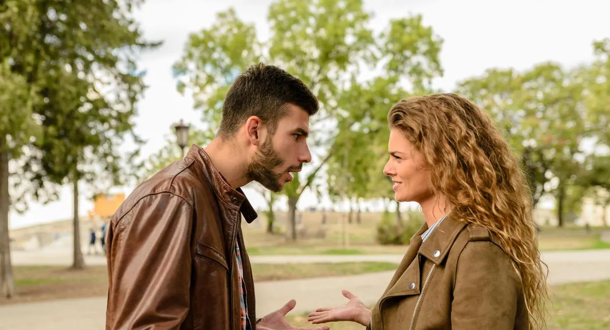 Худшие друзья по гороскопу: пары каких знаков Зодиака не смогут построить крепкие отношения - today.ua