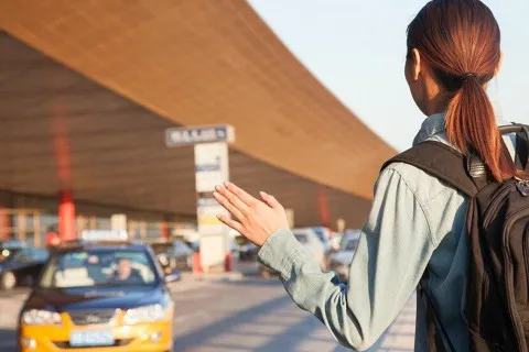 Гучний скандал у Польщі: депутатка з Гданська "поплатилась" через образи таксиста-українця