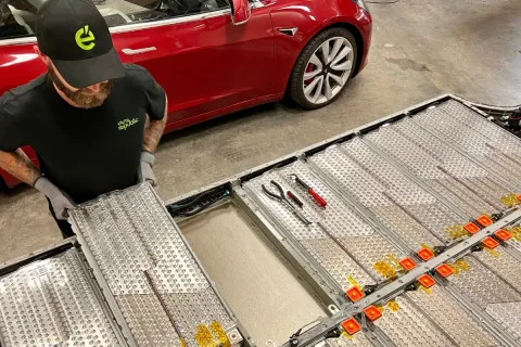 Сколько придется заплатить за замену аккумулятора в электромобиле Tesla