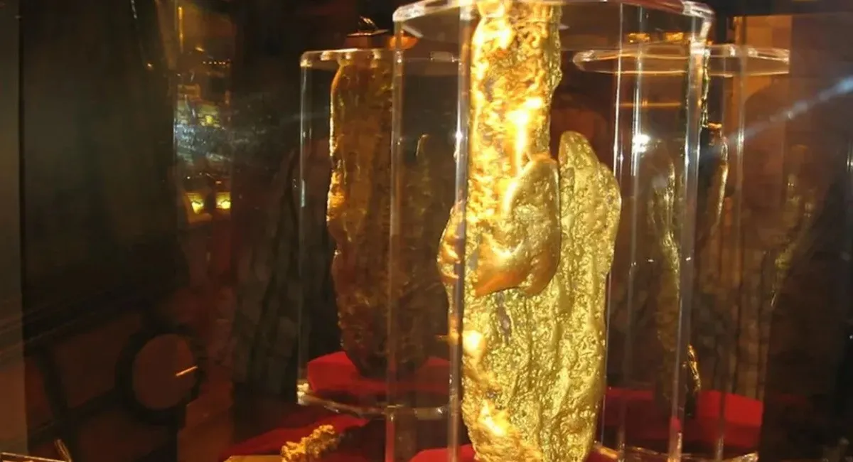 Уникальное золото исчезло из музея в Париже: что известно о краже на 600 тысяч евро - today.ua