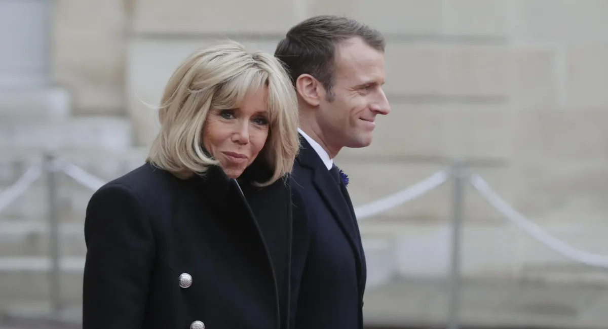 Макрон готов представить в суде доказательства, что его супруга не трансгендер, а является женщиной от природы - today.ua