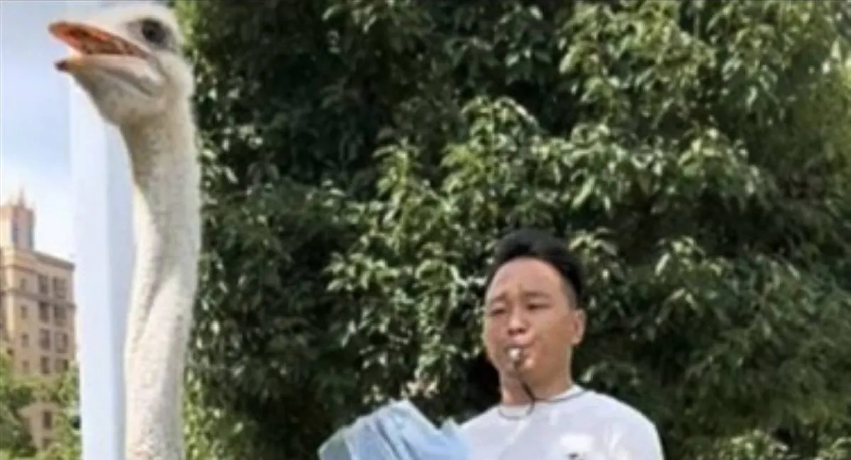 Не сравнится ни один электромобиль: китаец более 10 лет пользуется самой экзотичной и надежной машиной (Видео) - today.ua