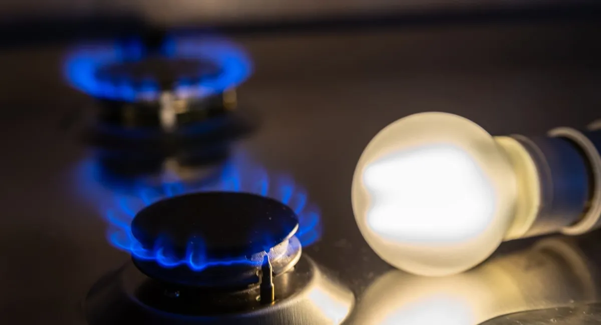 Стали известны тарифы на газ и электроэнергию для населения, которые будут действовать с 1 октября - today.ua