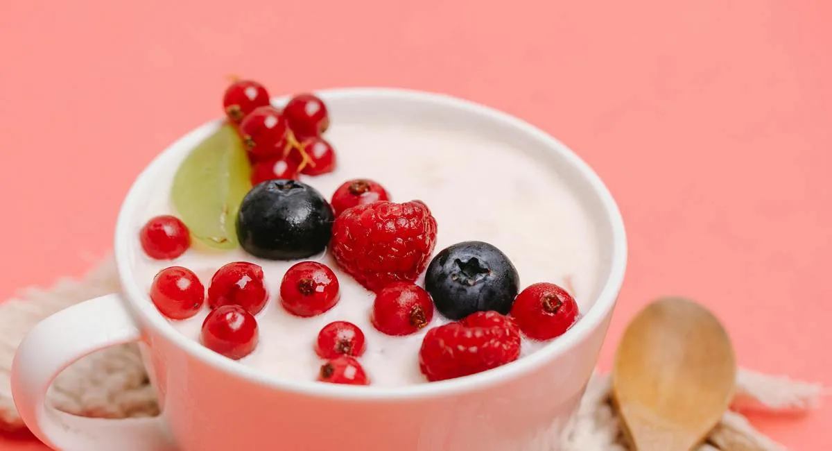 Самый опасный для здоровья йогурт: на что нужно обратить внимание при покупке продукта - today.ua