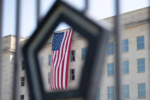 США готовятся к новой войне: Пентагон требует наращивания производства оружия