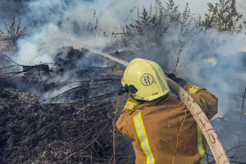 Россияне ударили дроном по жилому дому в Сумской области: погибла семья с двумя детьми