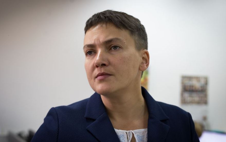 Савченко просит отправить ее на фронт в случае введения военного положения