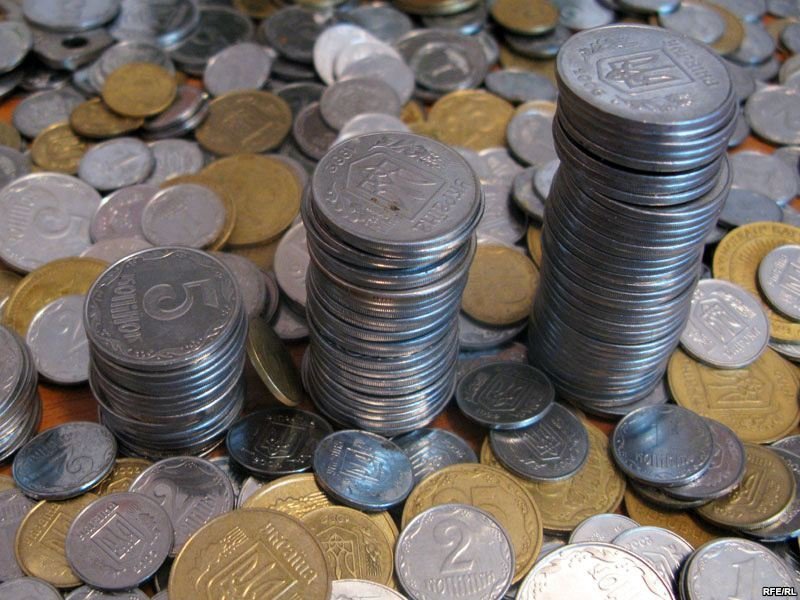 Українцям розповіли, як отримати реальні гроші за монети, які вийшли з обігу