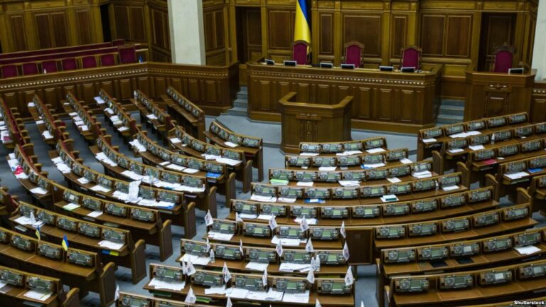 “Обіцяли - зробимо“: у Зеленського хочуть скоротити кількість депутатів в Раді - today.ua