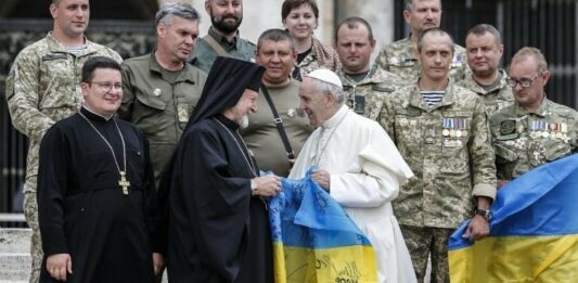 Папа Римський зустрівся з ветеранами АТО у Ватикані - today.ua