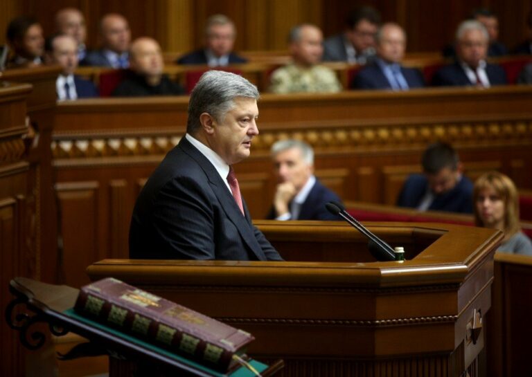 Порошенко предлагает ввести военное положение не на 60, а на 30 дней - today.ua