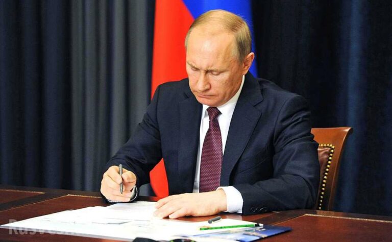 Новогодние послания: о чем Путин писал Трампу и Асаду - today.ua