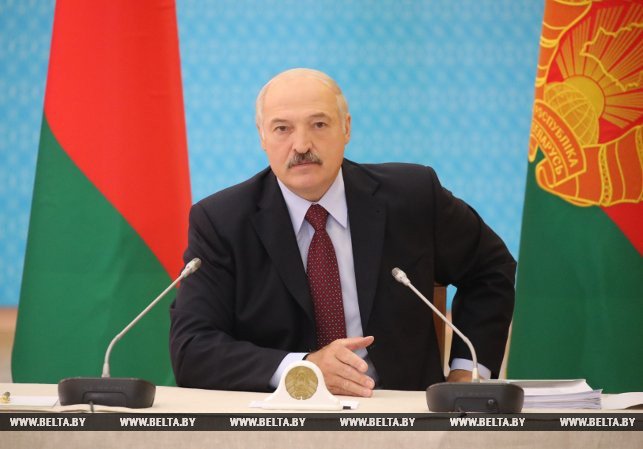 Лукашенко требует сменить правительство - today.ua