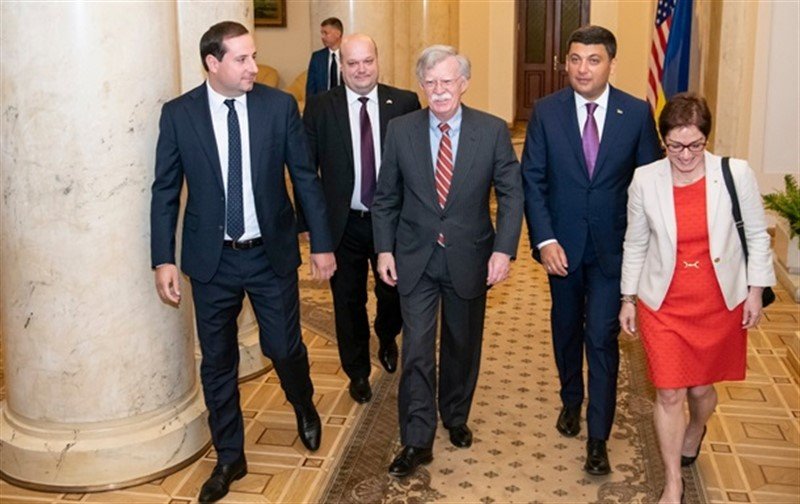 Глава Кабмина Украины встретился с советником Трампа