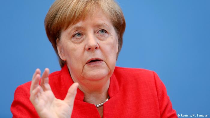 Меркель не хоче, аби в Німеччині відновлювався призов - today.ua