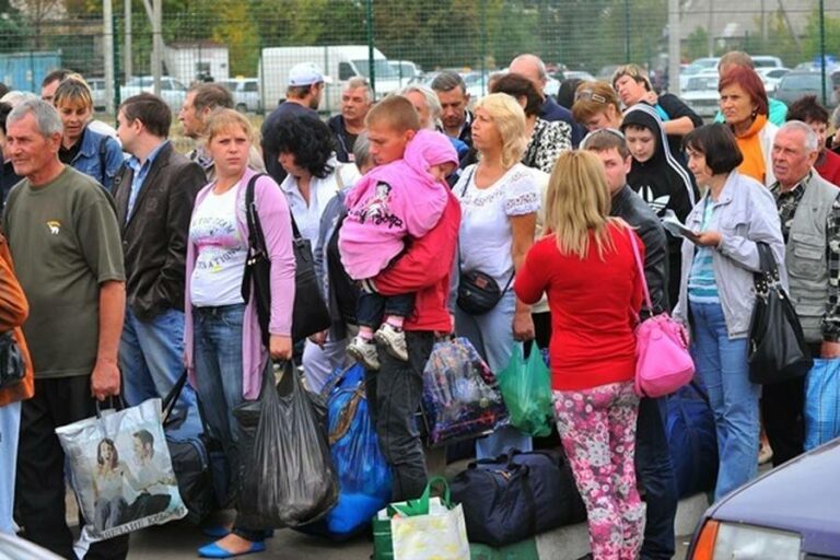 41 % опрошенных переселенцев планируют голосовать на выборах 2019 года - today.ua