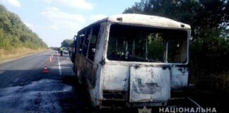 Автобус із дітьми на ходу загорівся на Сумщині (фото)  - today.ua