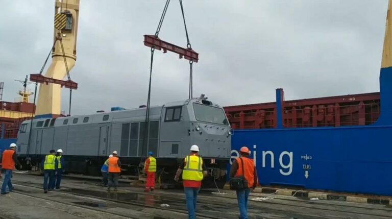 Покупка локомотивов General Electric: НАБУ устроит масштабную проверку - today.ua