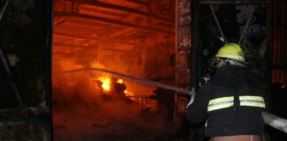 В Хмельницкой области во время тушения пожара погиб спасатель - today.ua