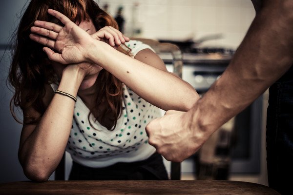 Домашнє насильство: як боротися з тираном - today.ua