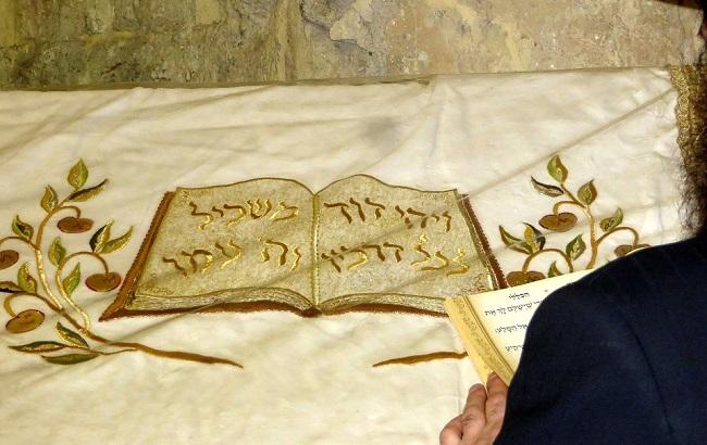 Иудеи всего мира отмечают Йом–Кипур — праздник Великого прощения (видео) - today.ua
