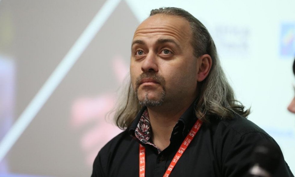 В Казахстане украинского журналиста обвиняют в незаконной деятельности (видео)