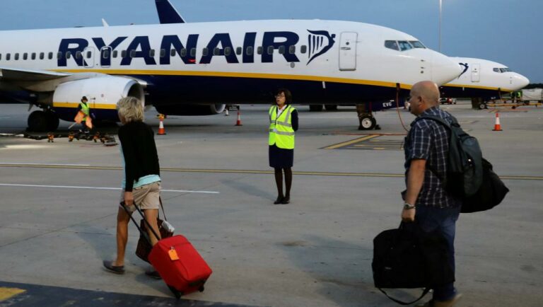 У Німеччині знову страйкують: скасовано 150 рейсів Ryanair  - today.ua