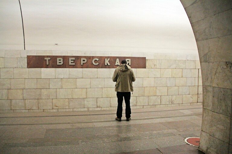 Українець загинув під потягом у московському метро - today.ua