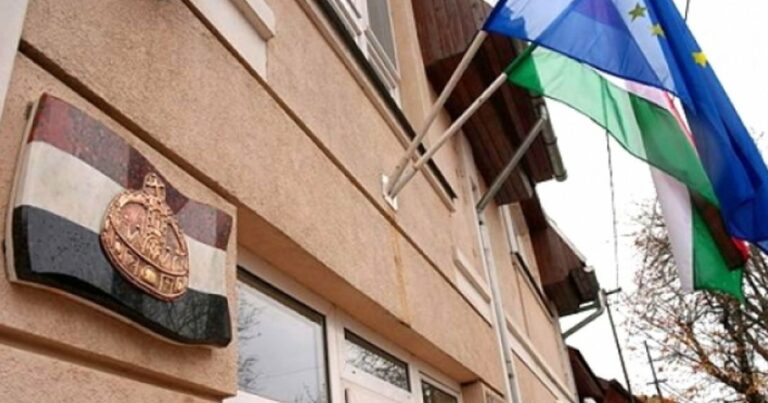 На Закарпатье сложил мандат местный депутат, у которого нашли венгерский паспорт - today.ua
