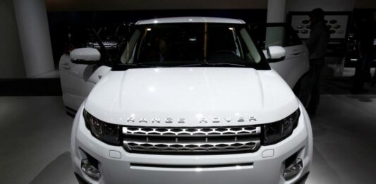 Элитный Range Rover купила “скромный“ кандидат в Антикоррупционный суд  - today.ua