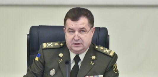 Взрывы в Ичне: Полторак заговорил о подрыве складов - today.ua