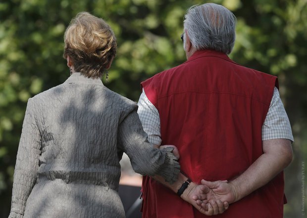 Новая поправка: украинцы смогут получать пенсию умершего мужа или жены - today.ua