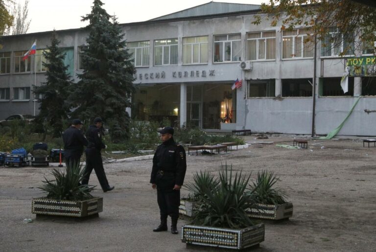 Теракт в Керчи: колледж возобновил занятия  - today.ua