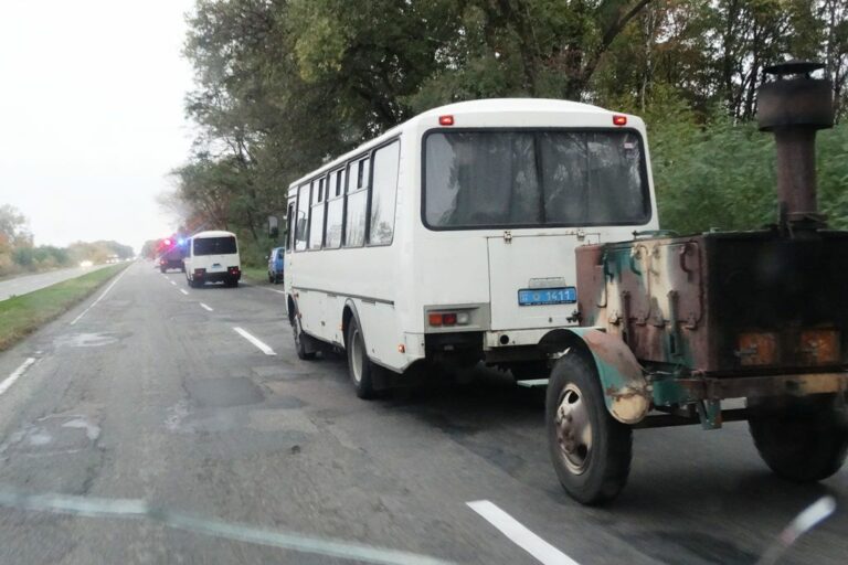 Взрывы в Ичне: на нескольких трассах перекрыто движение транспорта - today.ua
