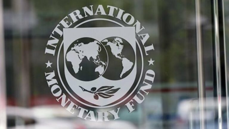  У МВФ дали прогноз по гривні на два роки  - today.ua