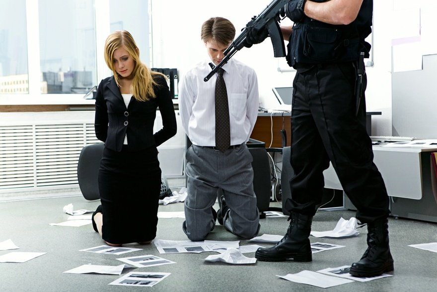 "Не притворяйтесь мертвыми" - советы эксперта жертвам теракта