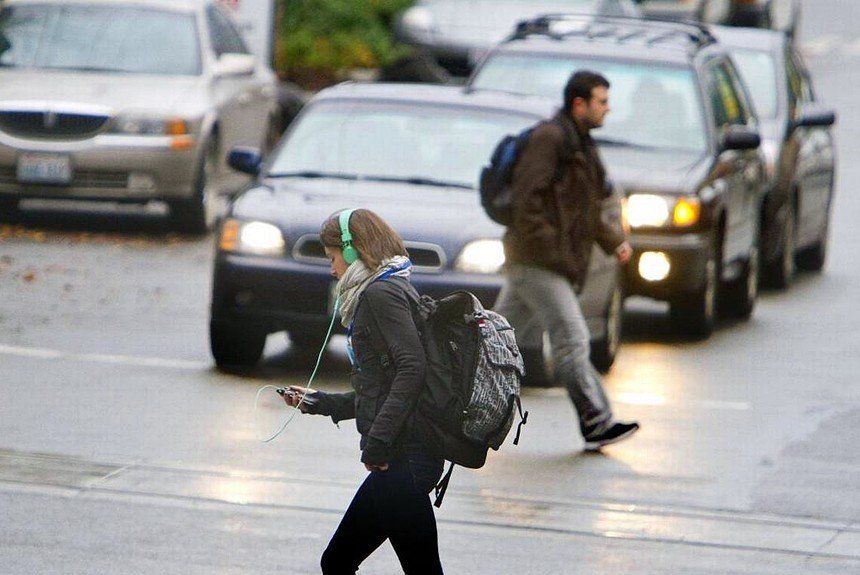 За теревені на "зебрі" пішоходів пропонують штрафувати