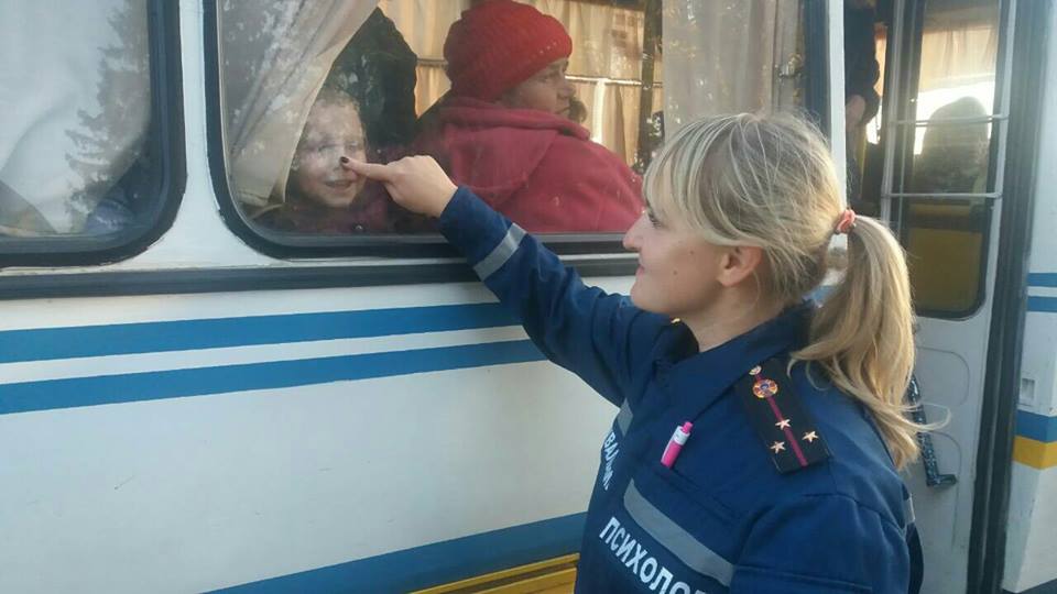 Пожежу в Ічні ліквідували: мешканці повертаються додому