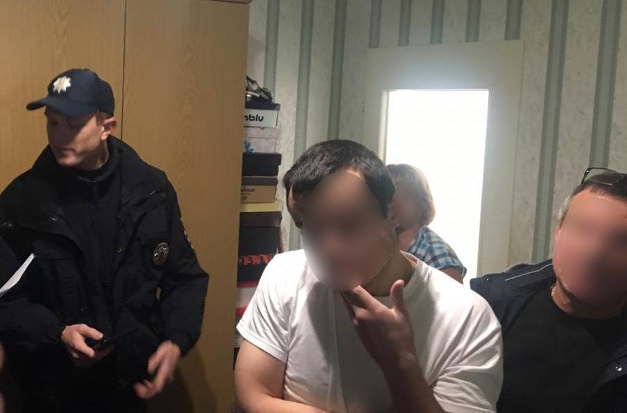 Кіберполіція викрила злочинну групу у продажі персональних даних громадян