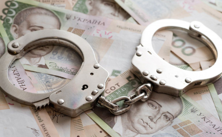 Правоохранители задержали “антикоррупционеров“, которые вымогали деньги у чиновников - today.ua