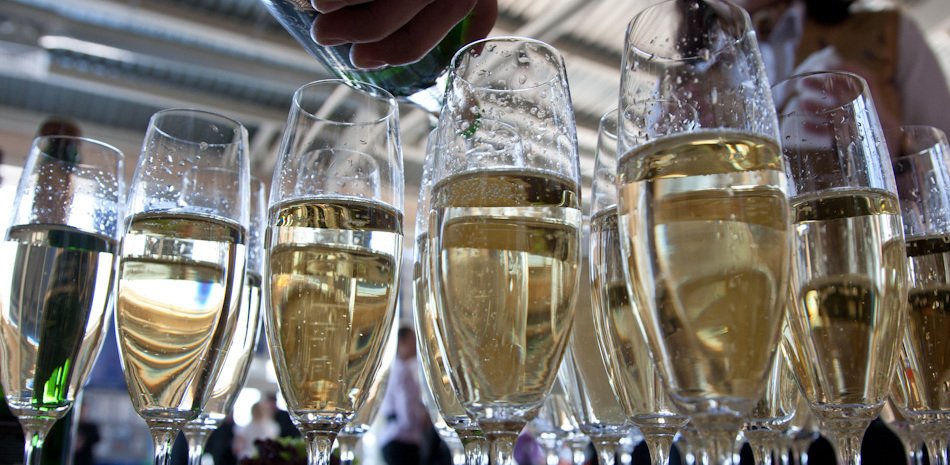 Стало відомо, чому в Україні зникнуть "шампанське" та "коньяк"