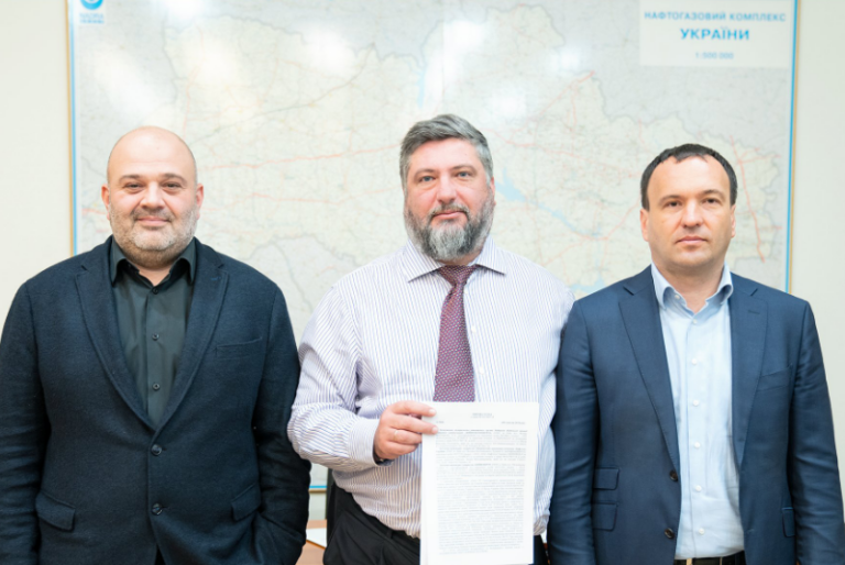 Горячая вода в столице: “Нафтогаз“ подписал мировое соглашение с “Киевтеплоэнерго“ - today.ua