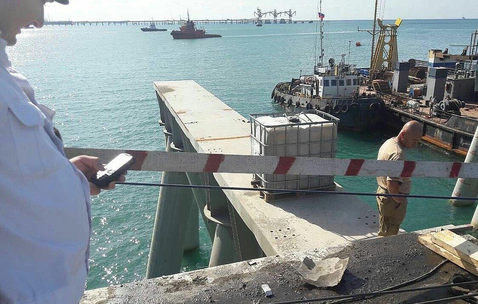 Разрушение Крымского моста: появились подробности ЧП