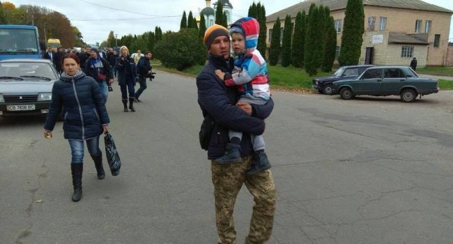 Жители Ични рассказали о побеге из “пылающего ада“  - today.ua